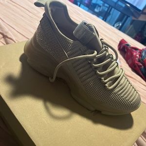 Steve Madden (brand new )